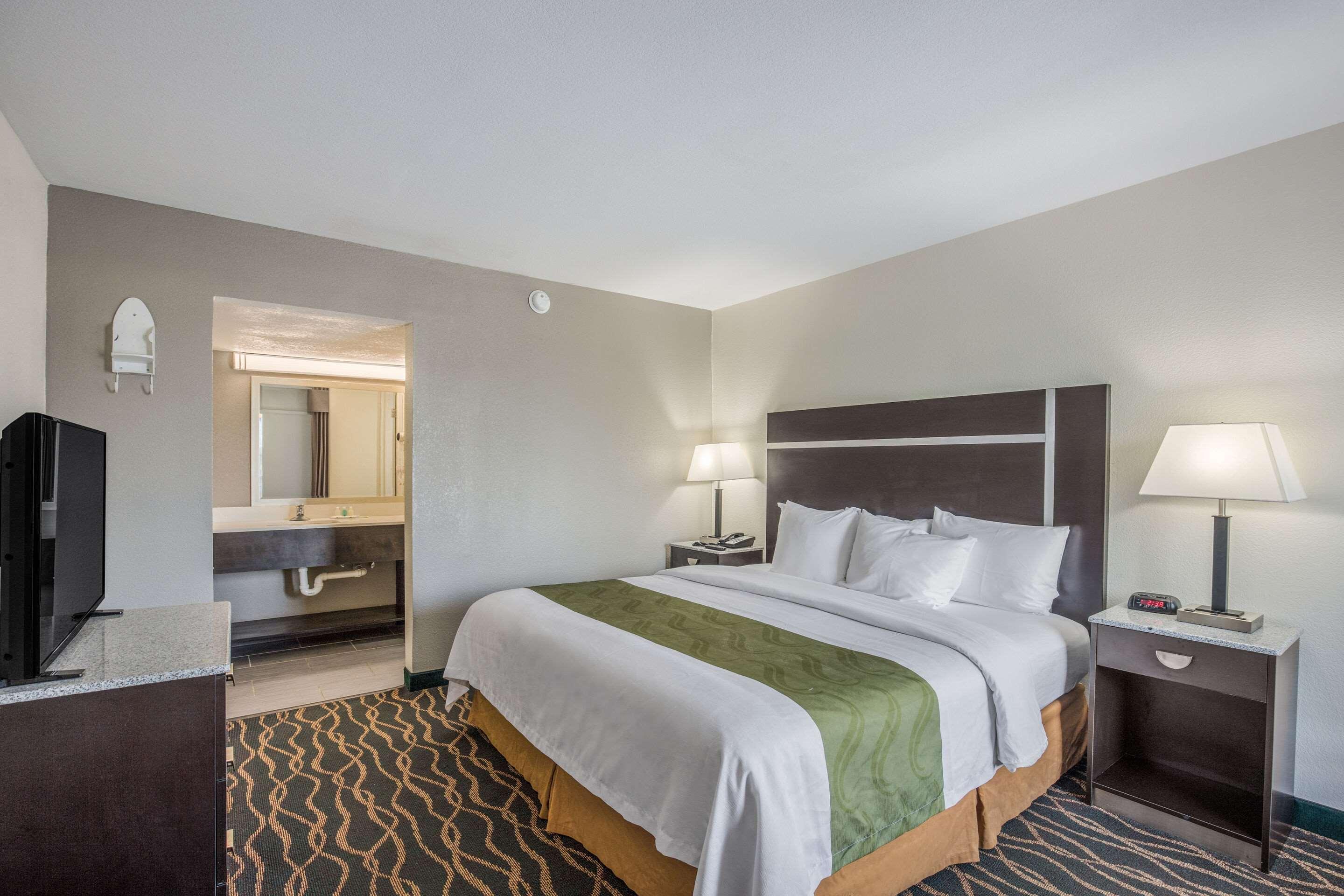 Quality Inn & Suites Conference Center Thomasville Bagian luar foto